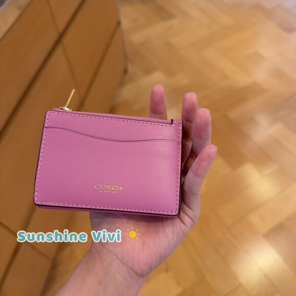 NWT COACH Tri-fold wallet with Essential card holder CZ111 Leather Brass/Fuschia - Picture 2 of 7